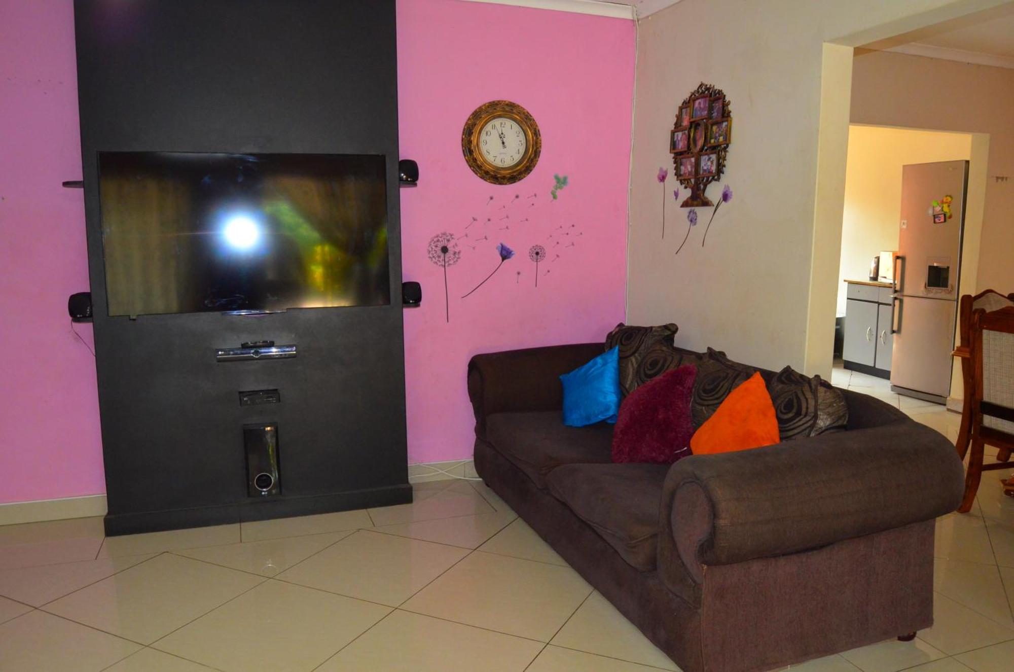 Chobe Kulotu Guest House Kasane Buitenkant foto