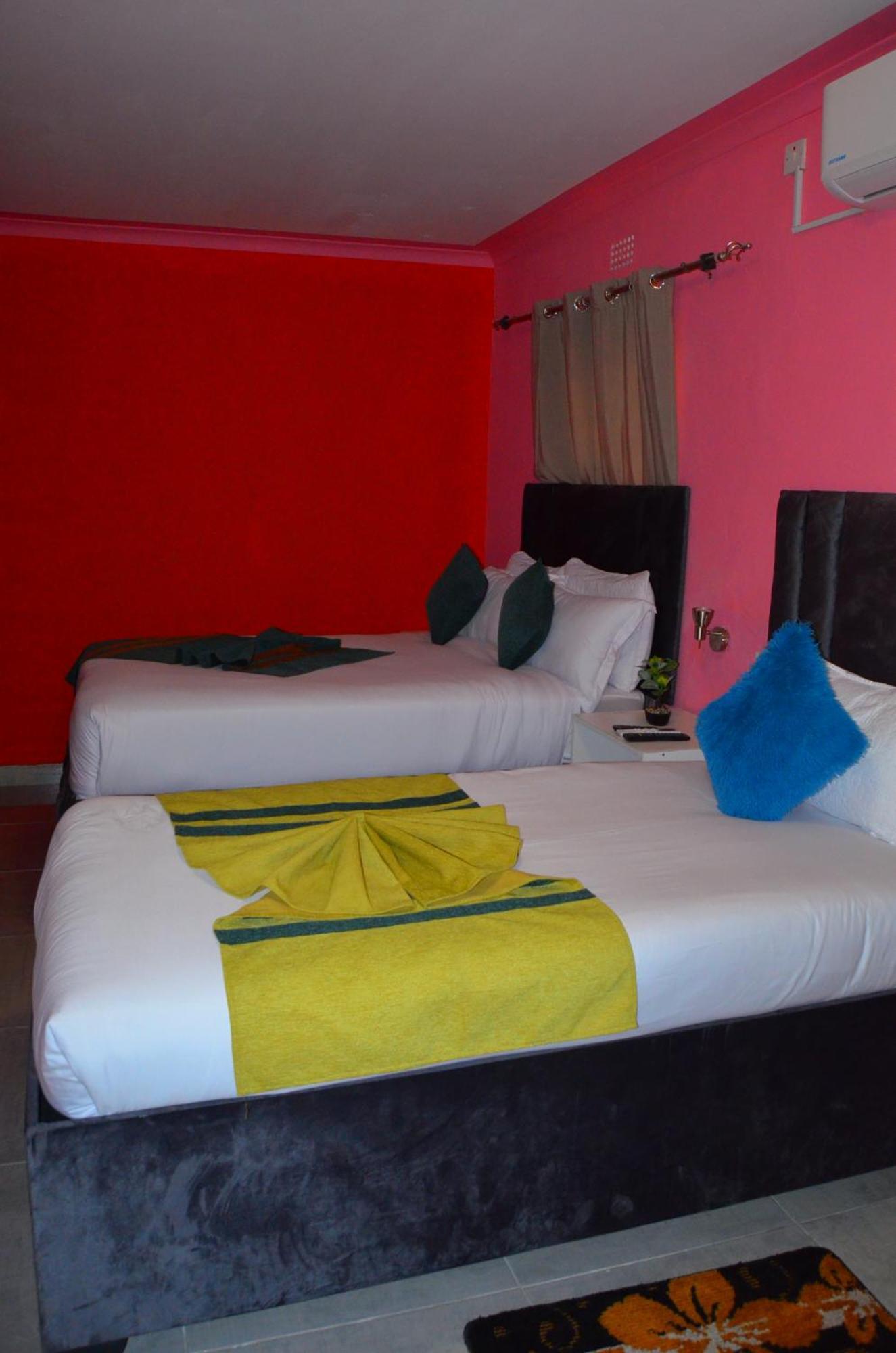 Chobe Kulotu Guest House Kasane Buitenkant foto